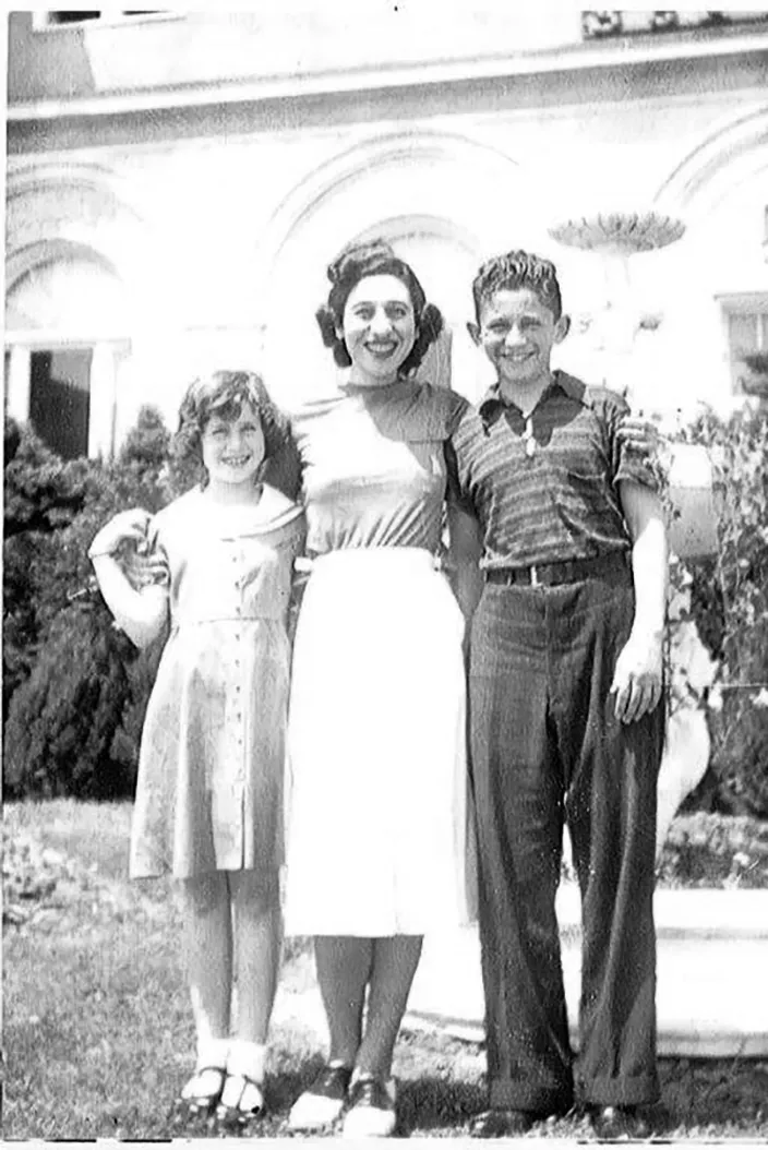 Barbara Mailer, Marjorie Schneider, and Norman Mailer, 1935