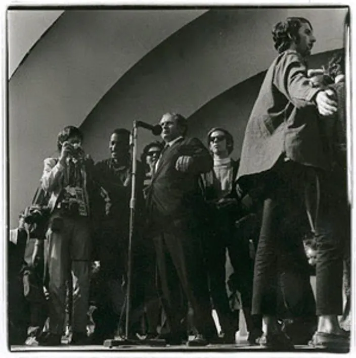 Norman Mailer at the bandshell, Grant Park, Chicago, August 1968